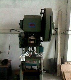 高價收購五金機床及各類機電設備 專業、高效、誠信服務